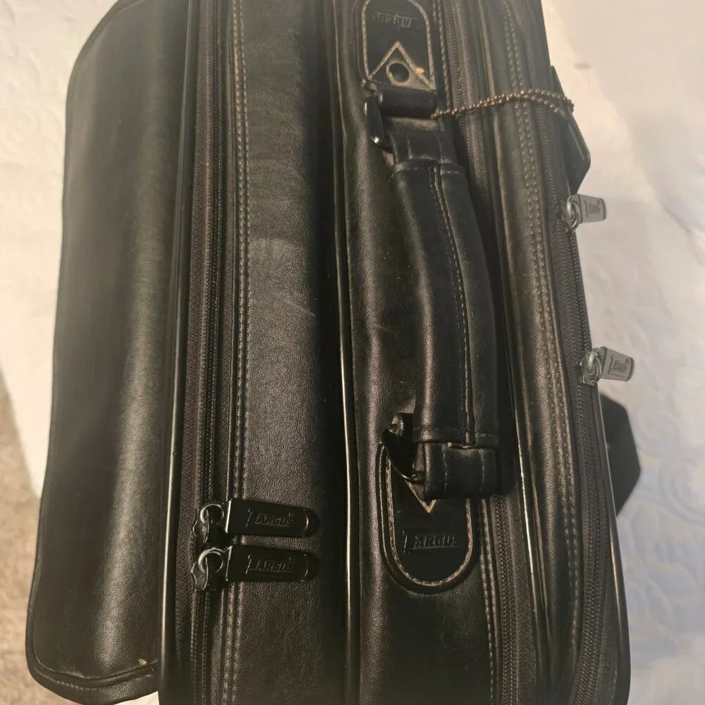 Targus 100% Genuine Leather Men's Briefcase Laptop Bag 14